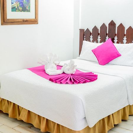 Hotel Casona De La Isla Флорес Екстер'єр фото