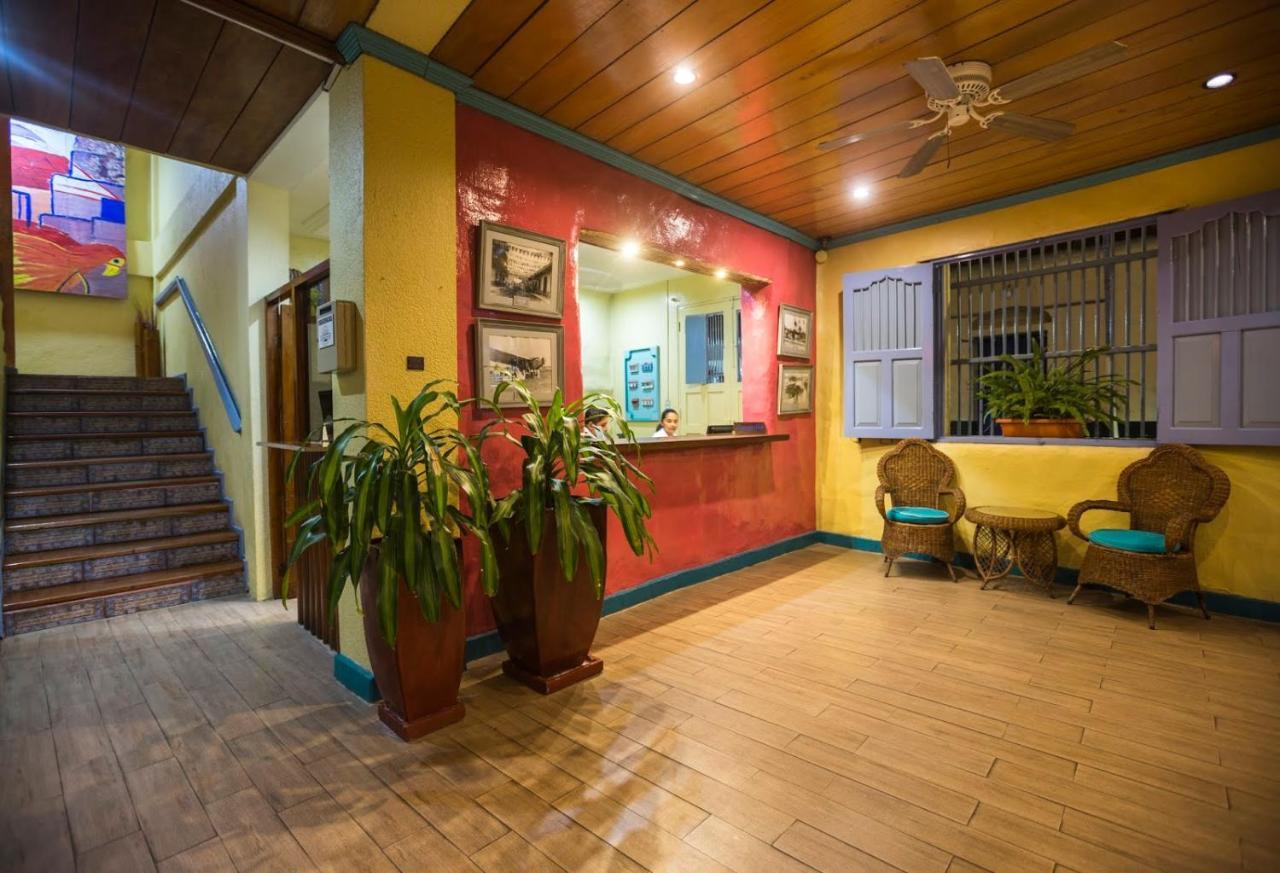 Hotel Casona De La Isla Флорес Екстер'єр фото